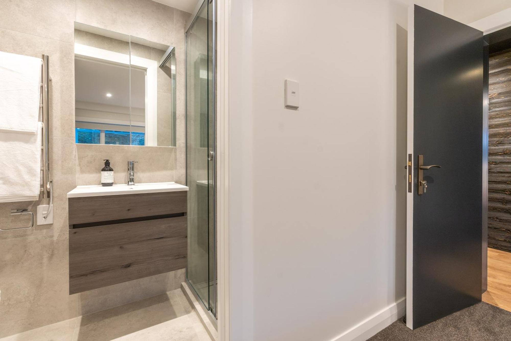 The Village Reserve Boutique Accomodation โอ๊คแลนด์ ภายนอก รูปภาพ